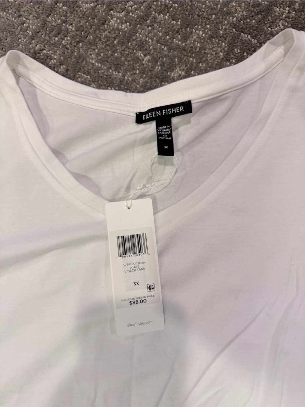 Eileen Fisher White v- Neck Tank Top NWT size 3X - Picture 1 of 2
